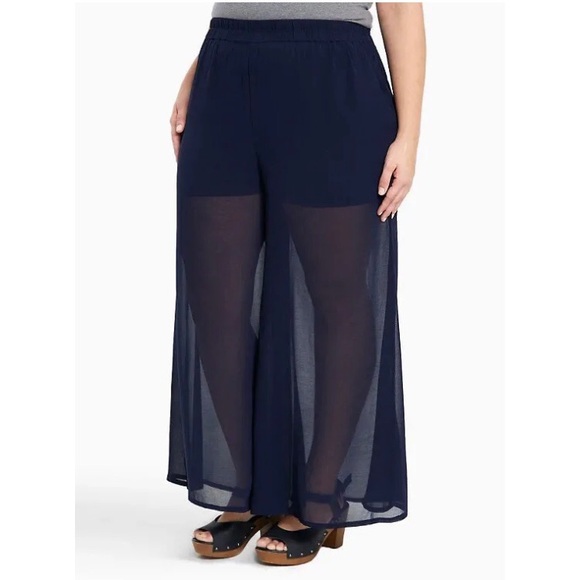 NWT Torrid Chiffon Wide Leg Pants Navy Blue - Picture 1 of 2